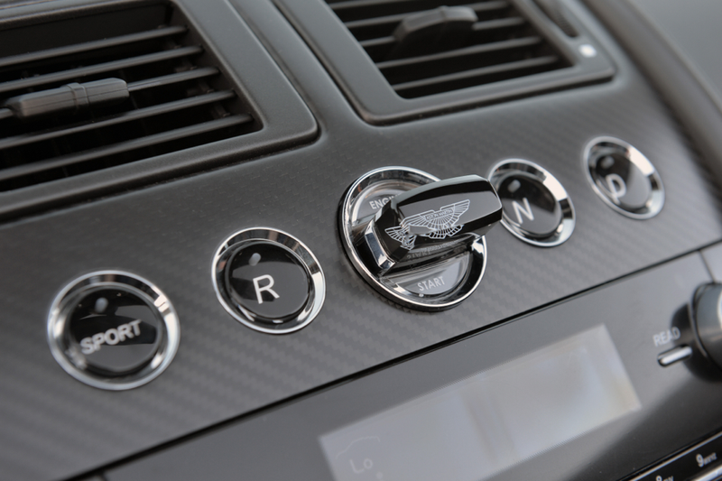 Illustration for article titled Is The Aston Martin V12 Vantage S Roadster As Good As The Coupe?